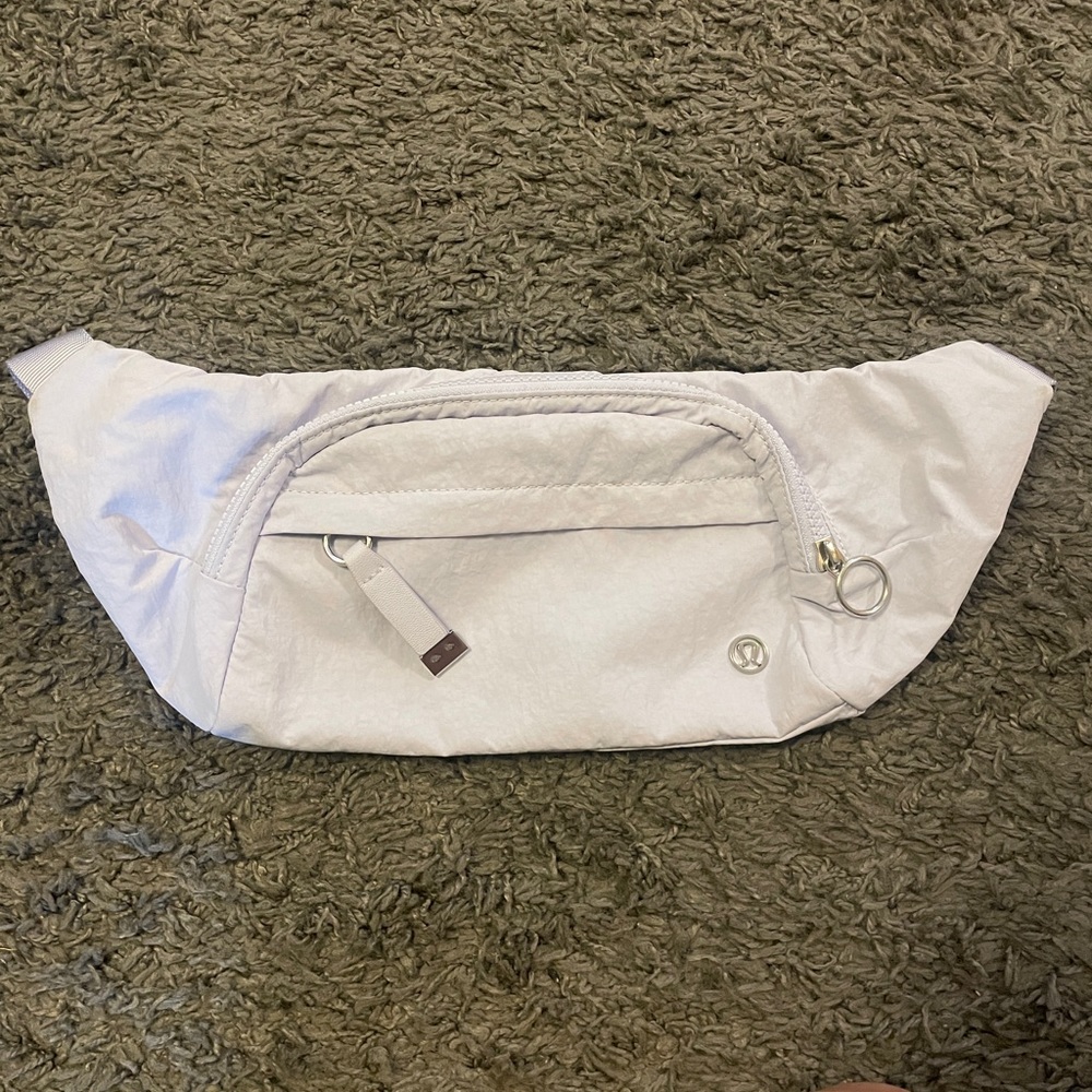 Lululemon Fanny Pack 💜